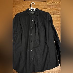Gap standard fit button up black large